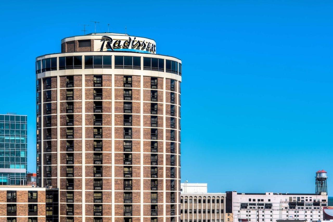 Radisson Hotel Duluth-Harborview Bagian luar foto