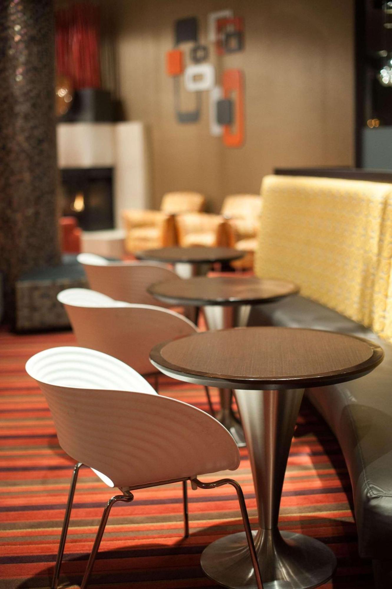 Radisson Hotel Duluth-Harborview Bagian luar foto