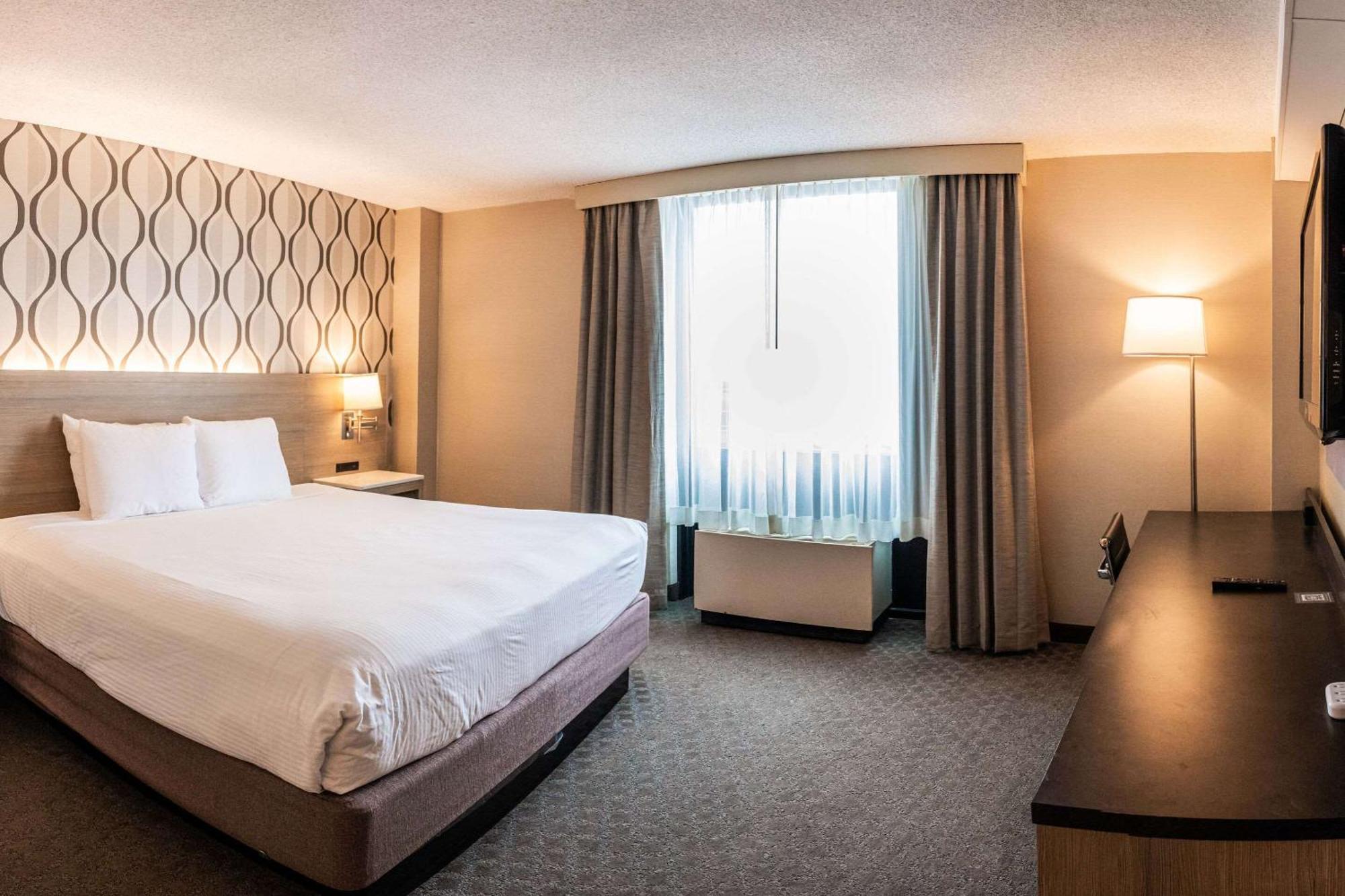 Radisson Hotel Duluth-Harborview Bagian luar foto